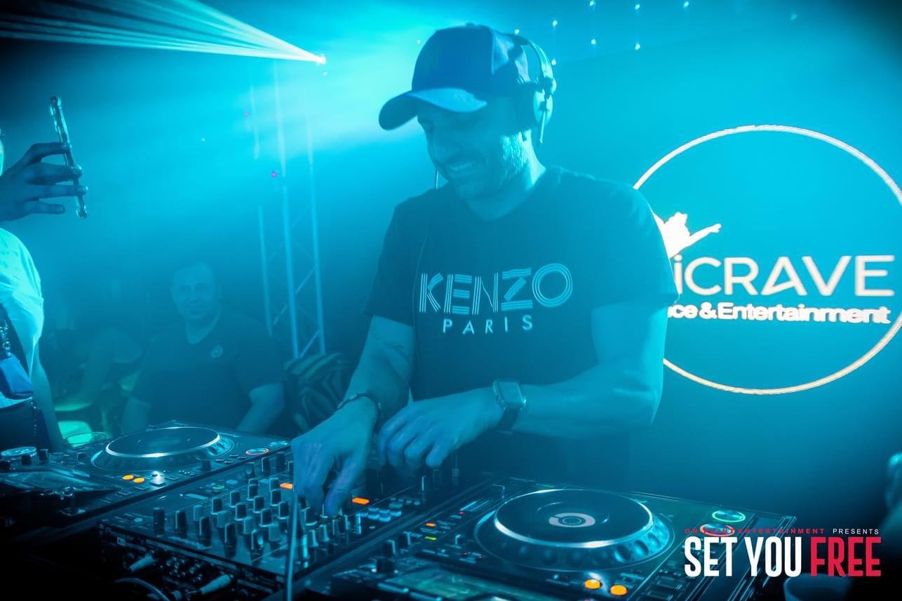 Book Party DJ For Private Event Tonight Sydney